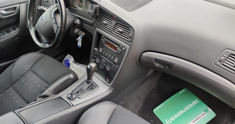 Volvo V70 cena 12999 przebieg: 249000, rok produkcji 2005 z Wieruszów małe 667